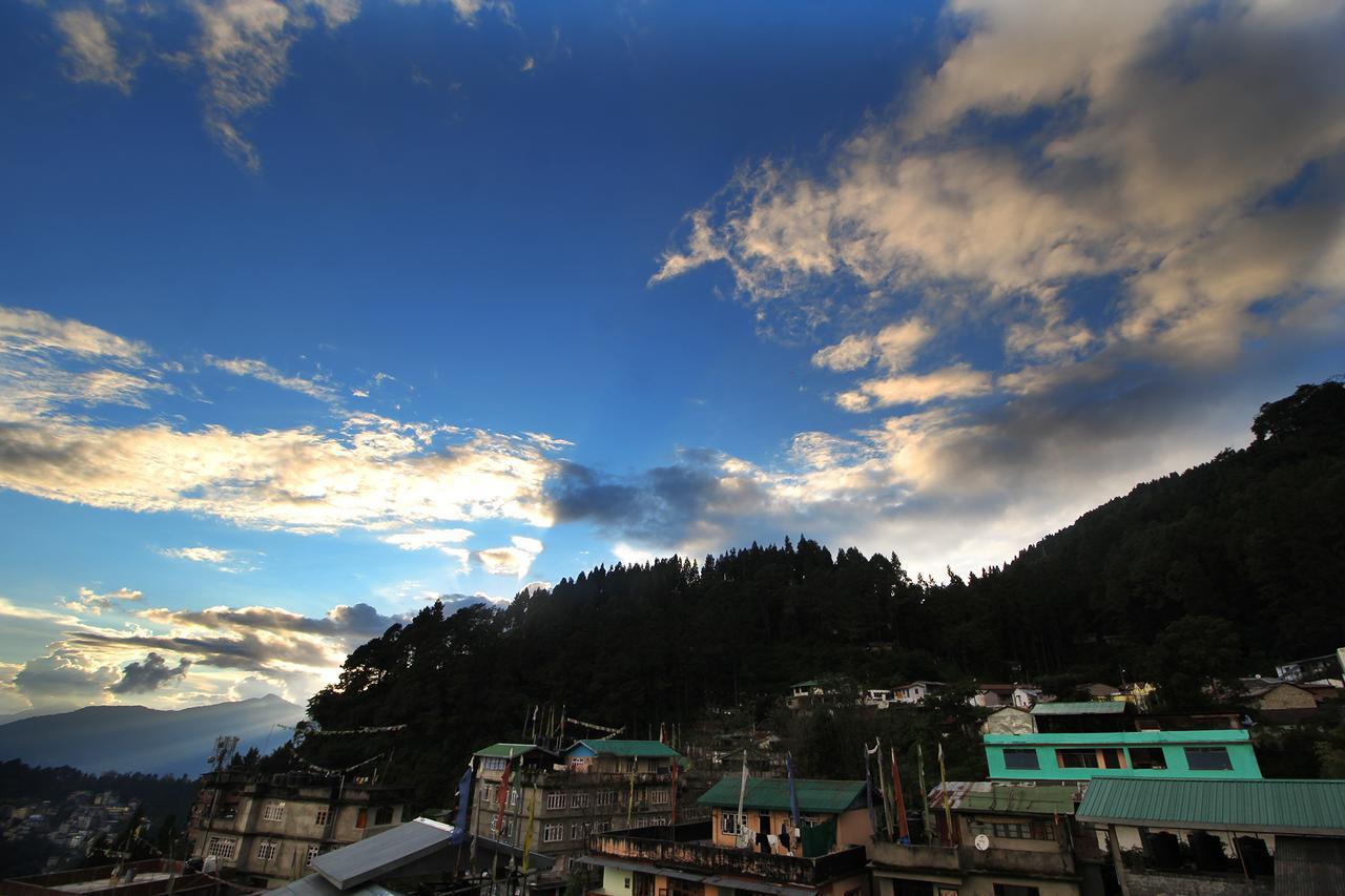 Hotel Tarayana Grand Gangtok Εξωτερικό φωτογραφία